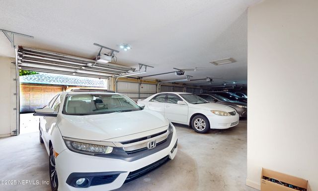 13715 RICHMOND PARK Drive 308, Jacksonville, FL 32224