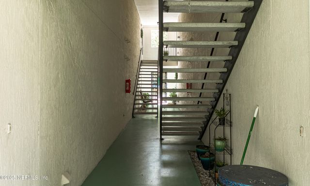 13715 RICHMOND PARK Drive 308, Jacksonville, FL 32224