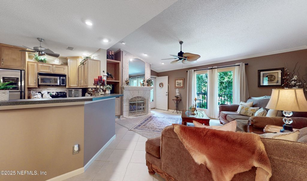 13715 RICHMOND PARK Drive 308, Jacksonville, FL 32224