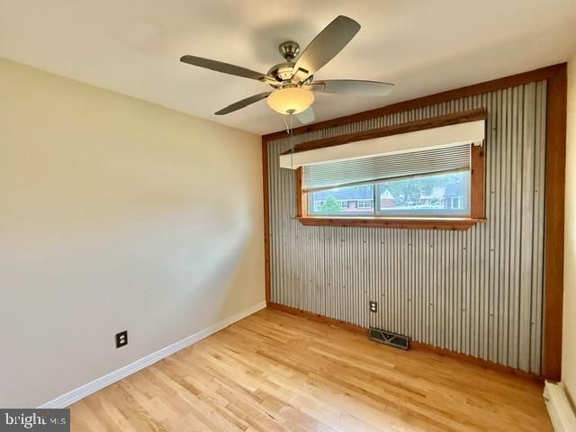 26 JUNIPER ST, New Castle, DE 19720