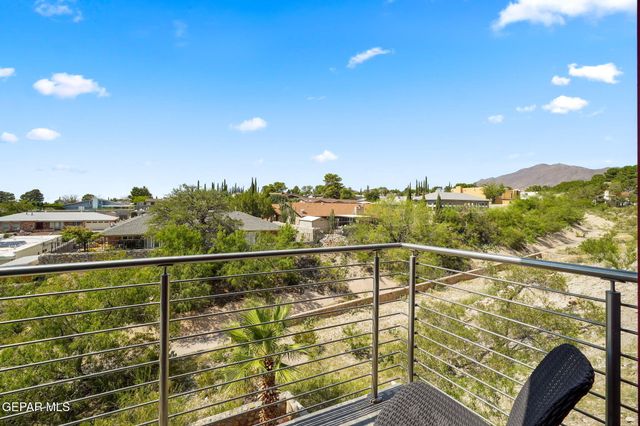 6246 Escondido Drive, El Paso, TX 79912