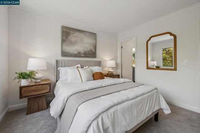 6 Monte Vista Rd, Orinda, CA 94563