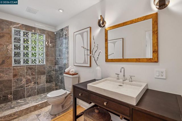 6 Monte Vista Rd, Orinda, CA 94563