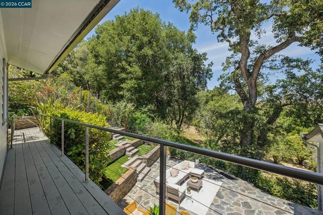 6 Monte Vista Rd, Orinda, CA 94563