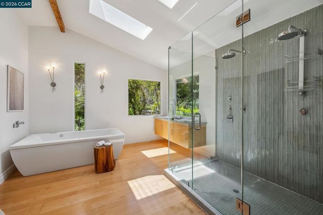 6 Monte Vista Rd, Orinda, CA 94563