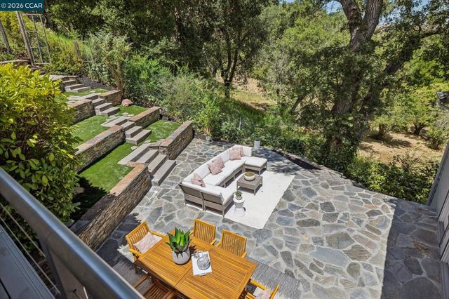 6 Monte Vista Rd, Orinda, CA 94563