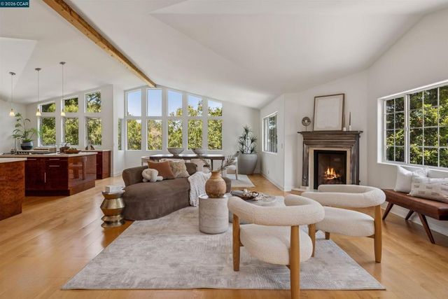 6 Monte Vista Rd, Orinda, CA 94563