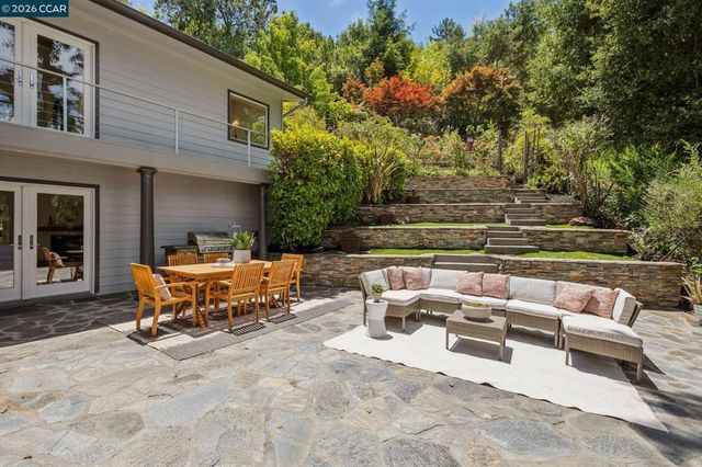 6 Monte Vista Rd, Orinda, CA 94563