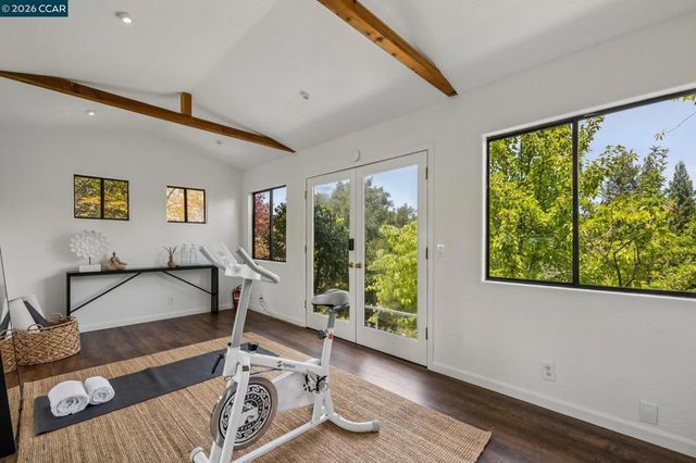 6 Monte Vista Rd, Orinda, CA 94563