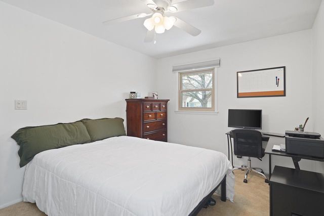 3326 Monarch DRIVE, Racine, WI 53406