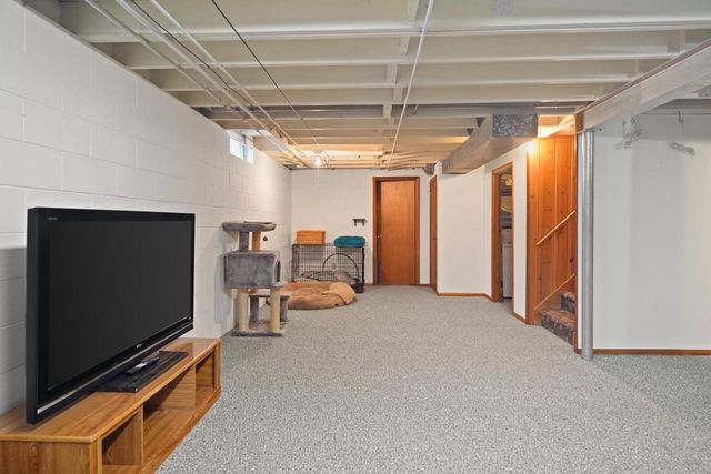 3326 Monarch DRIVE, Racine, WI 53406