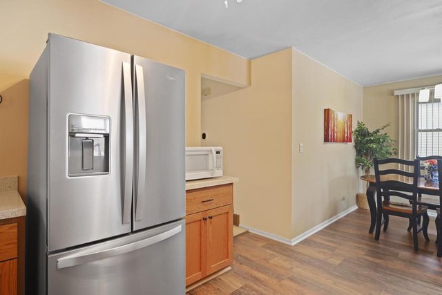 3326 Monarch DRIVE, Racine, WI 53406