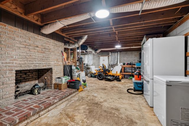 234 Jim Hennessee Rd, Sparta, TN 38583