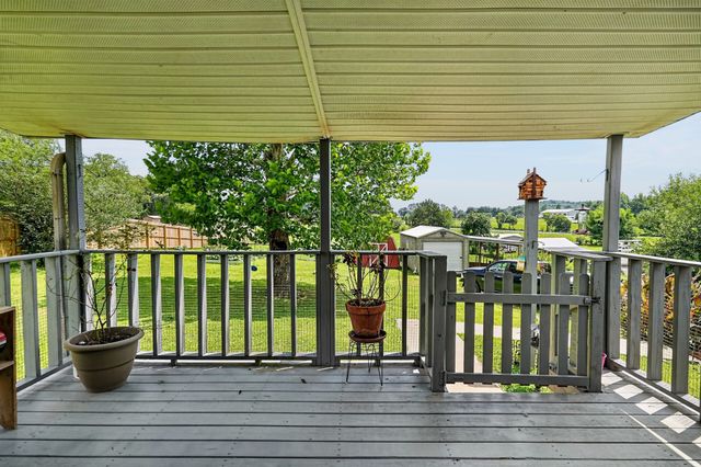 234 Jim Hennessee Rd, Sparta, TN 38583