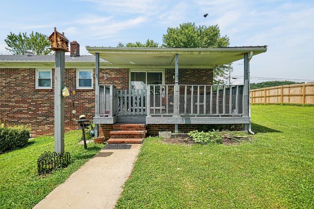 234 Jim Hennessee Rd, Sparta, TN 38583