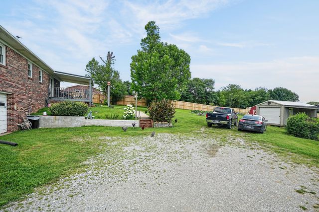 234 Jim Hennessee Rd, Sparta, TN 38583