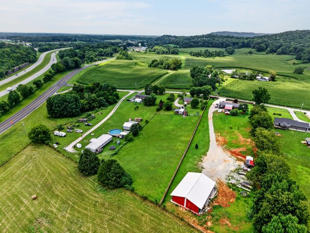 234 Jim Hennessee Rd, Sparta, TN 38583