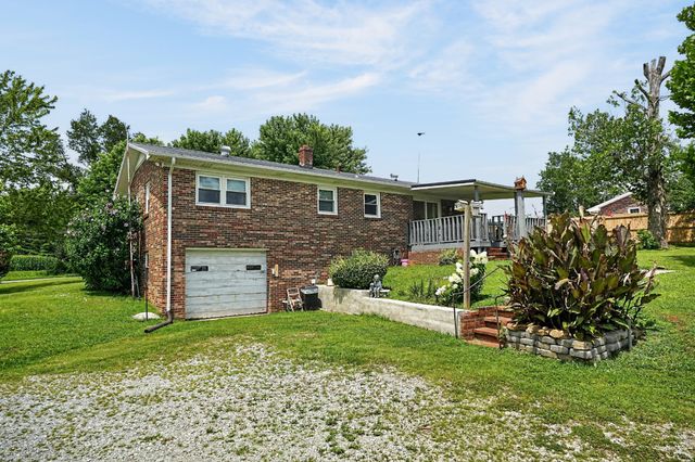 234 Jim Hennessee Rd, Sparta, TN 38583