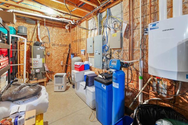 N10638 Howard Drive, Fox Lake, WI 53933