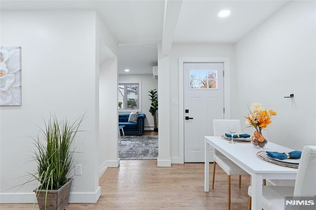 20 Dojean Court, Bergenfield, NJ 07621