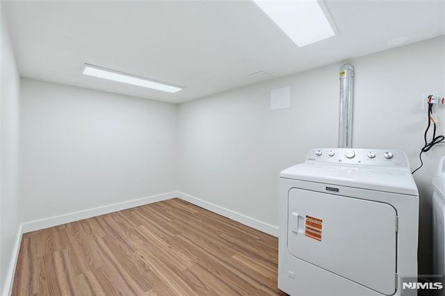 20 Dojean Court, Bergenfield, NJ 07621