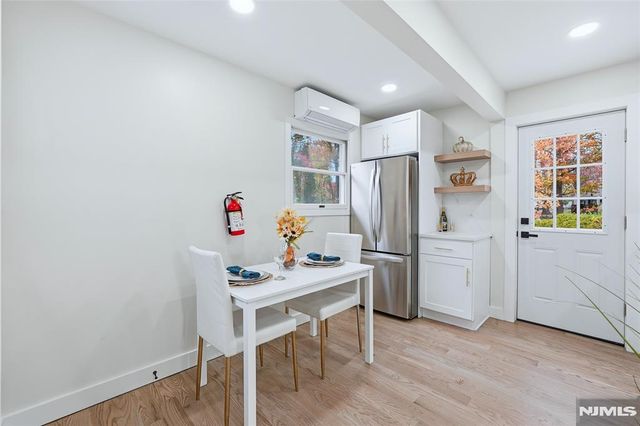 20 Dojean Court, Bergenfield, NJ 07621