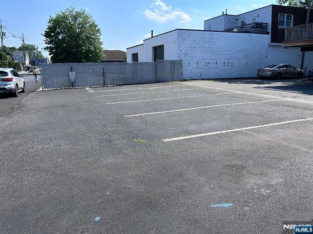 150 Rea Avenue, Hawthorne, NJ 07506