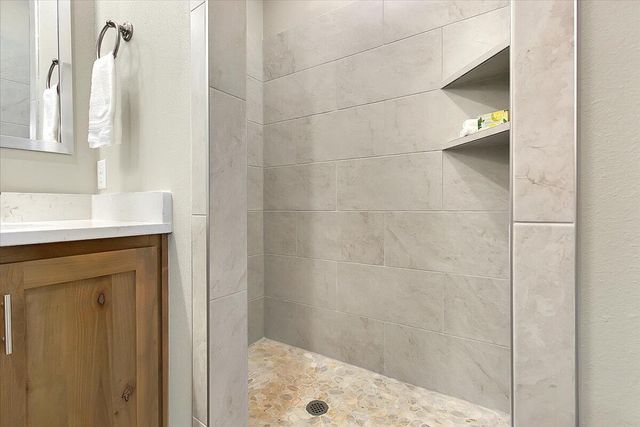 133 Calvin Drive, Wolfforth, TX 79382