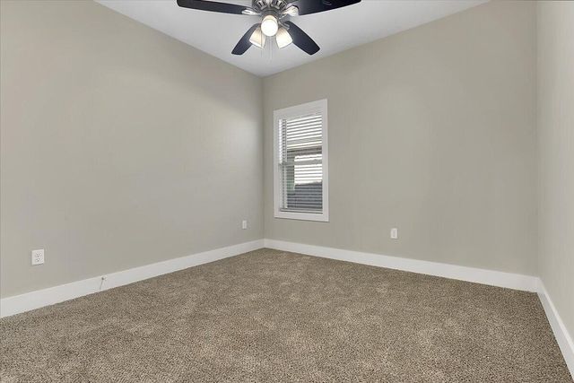 133 Calvin Drive, Wolfforth, TX 79382