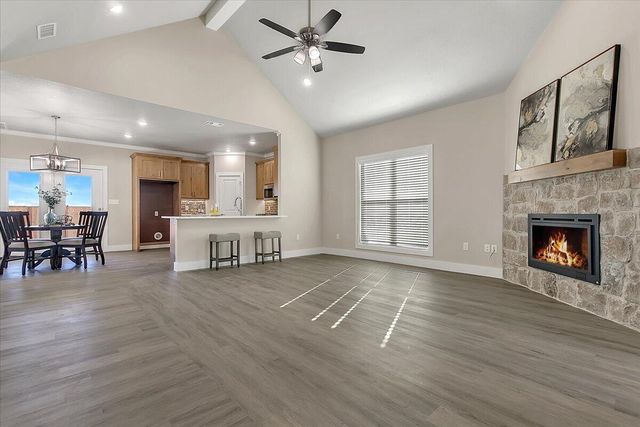 133 Calvin Drive, Wolfforth, TX 79382