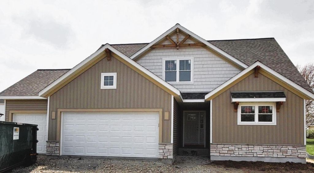 125 Scott STREET, Cambridge, WI 53523