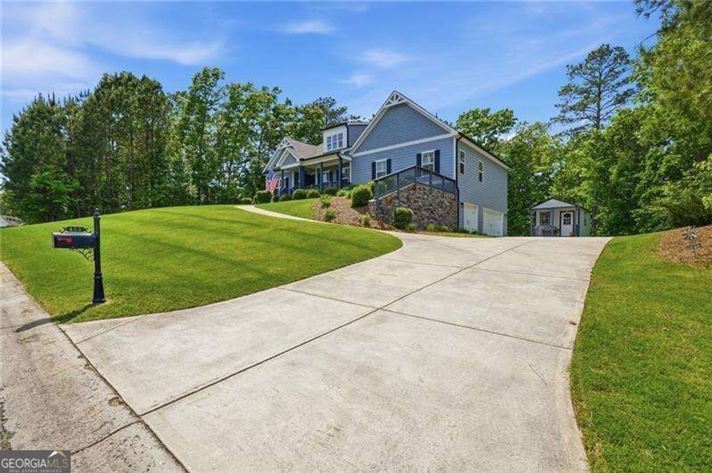 423 Spring Lake Hills, White, GA 30184 — photo 2