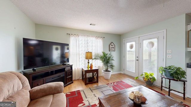 157 Scarlett Ohara Drive, Ailey, GA 30410