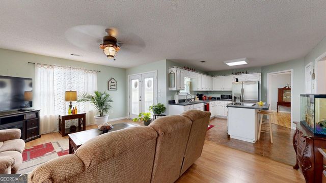 157 Scarlett Ohara Drive, Ailey, GA 30410