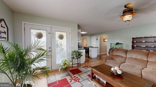 157 Scarlett Ohara Drive, Ailey, GA 30410
