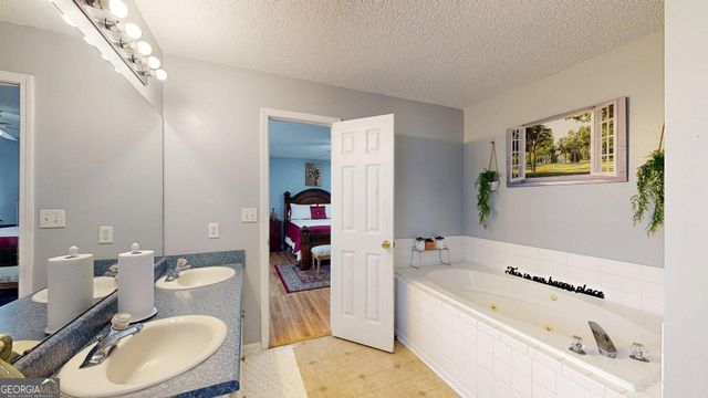 157 Scarlett Ohara Drive, Ailey, GA 30410