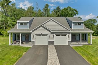 1 Cameron Court # 1, Hampstead, NH 03841