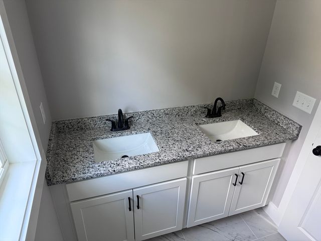 167 S Row Road, Lunenburg, MA 01462