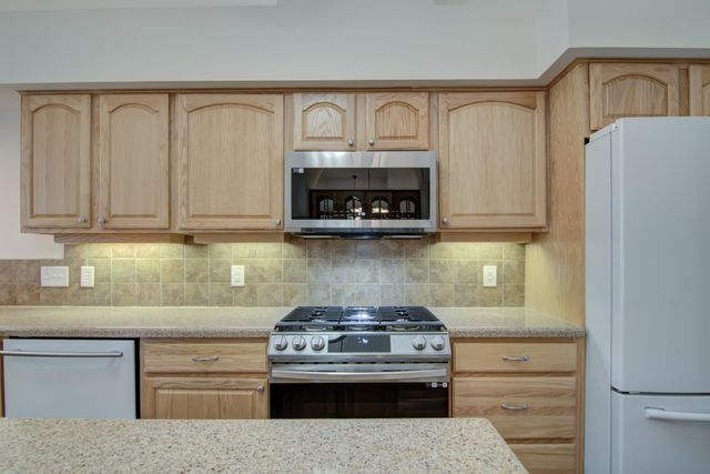 91 Deerwood Court, Hudson, WI 54016