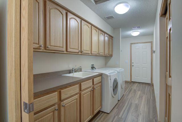 91 Deerwood Court, Hudson, WI 54016