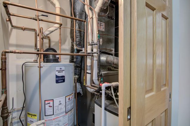 91 Deerwood Court, Hudson, WI 54016