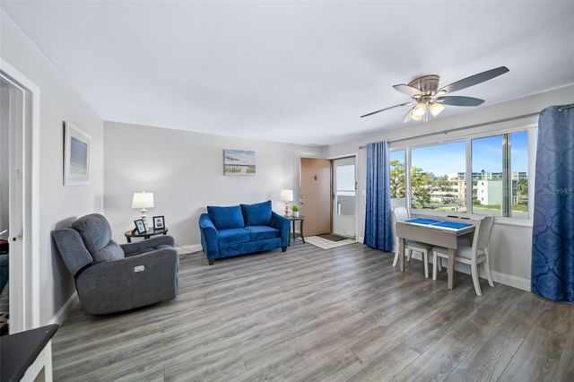 4460 IRONWOOD CIRCLE 301A, Bradenton, FL 34209