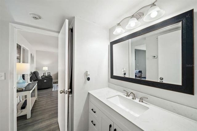 4460 IRONWOOD CIRCLE 301A, Bradenton, FL 34209