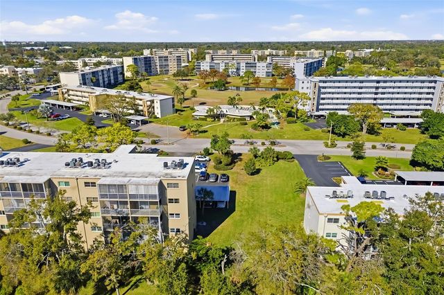 4460 IRONWOOD CIRCLE 301A, Bradenton, FL 34209