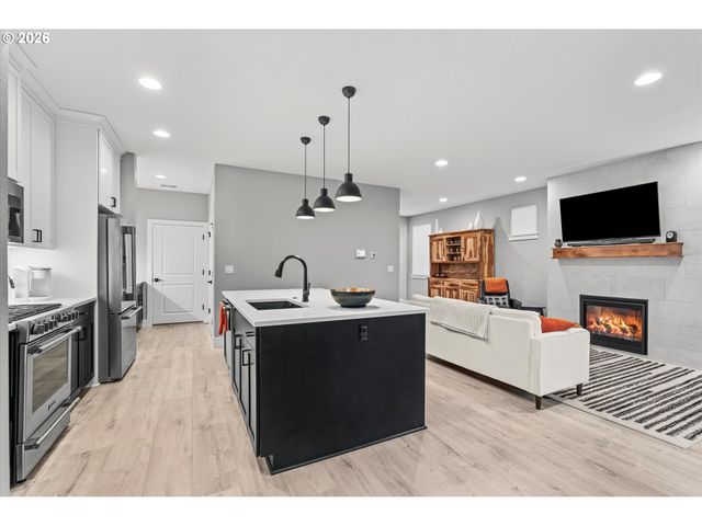 723 Sw 49TH Dr, Gresham, OR 97080