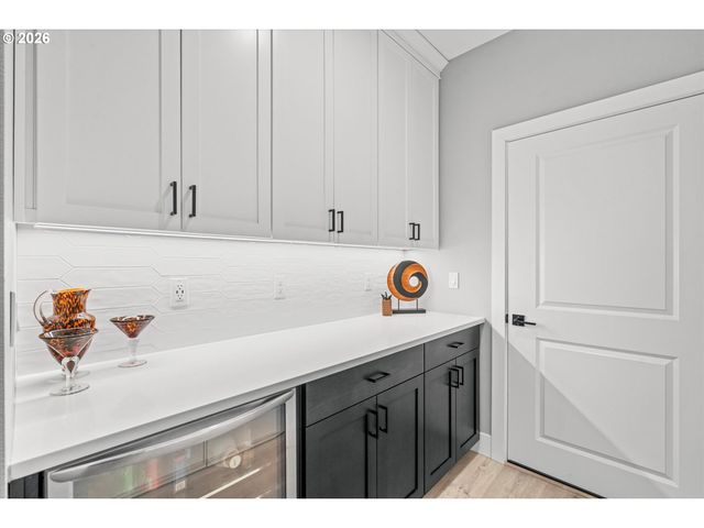 723 Sw 49TH Dr, Gresham, OR 97080