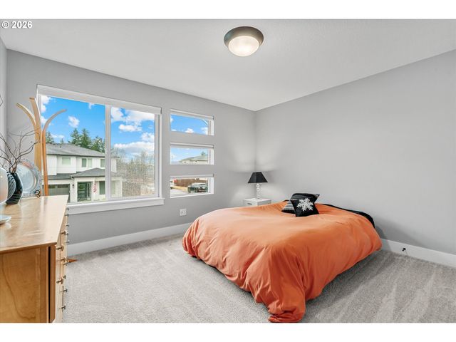 723 Sw 49TH Dr, Gresham, OR 97080