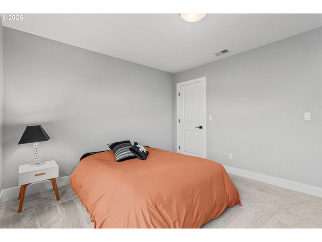 723 Sw 49TH Dr, Gresham, OR 97080