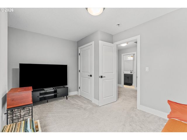 723 Sw 49TH Dr, Gresham, OR 97080