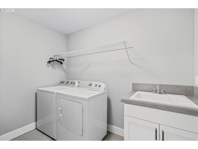 723 Sw 49TH Dr, Gresham, OR 97080